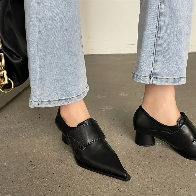 Women'S Accessories Trends 2025 - 2025 새 드레스 오피스 여성 펌프스