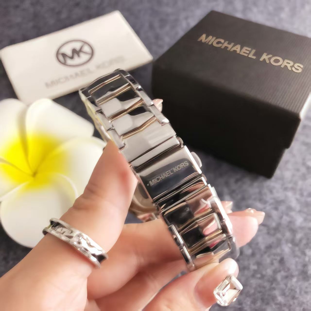 2026 마이클 코어스 패션 여성 비즈니스 시계 가방  - Women'S Accessories Michael Kors 리뷰 및 가격